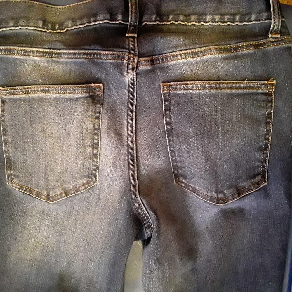 Apt 9 straight fit jeans